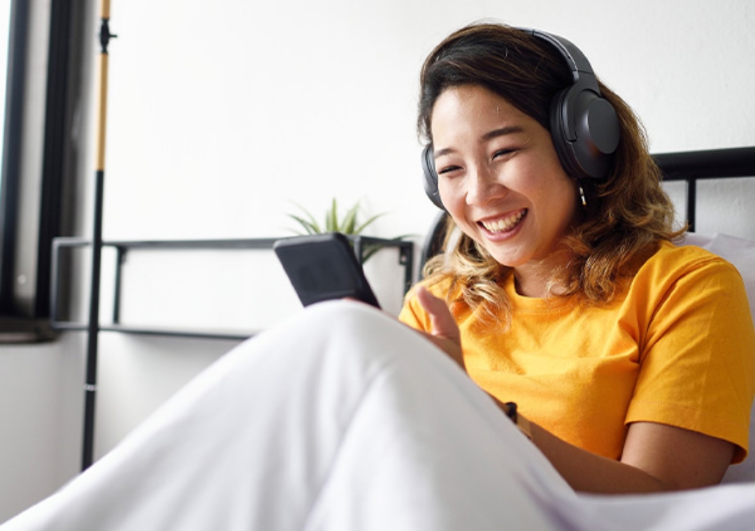 Enjoy $80 off Singtel Phone Plans